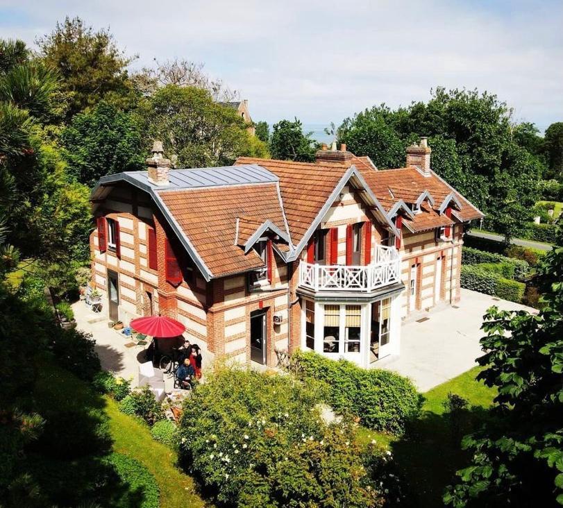 La Villa Des Rosiers Cricquebœuf Kültér fotó